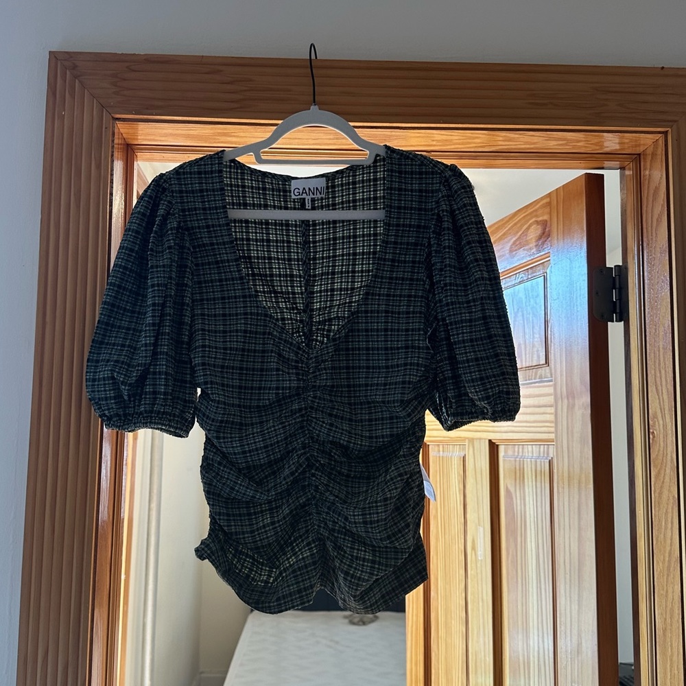 Ganni Seersucker Top only worn once - too big
